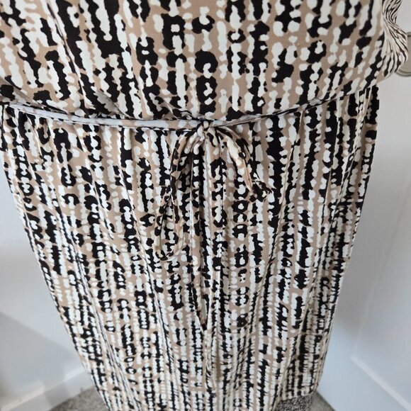 Ellen Tracy Black and Tan Sleeveless Tie Waist Geometrical Midi Dress Large - Picture 7 of 14